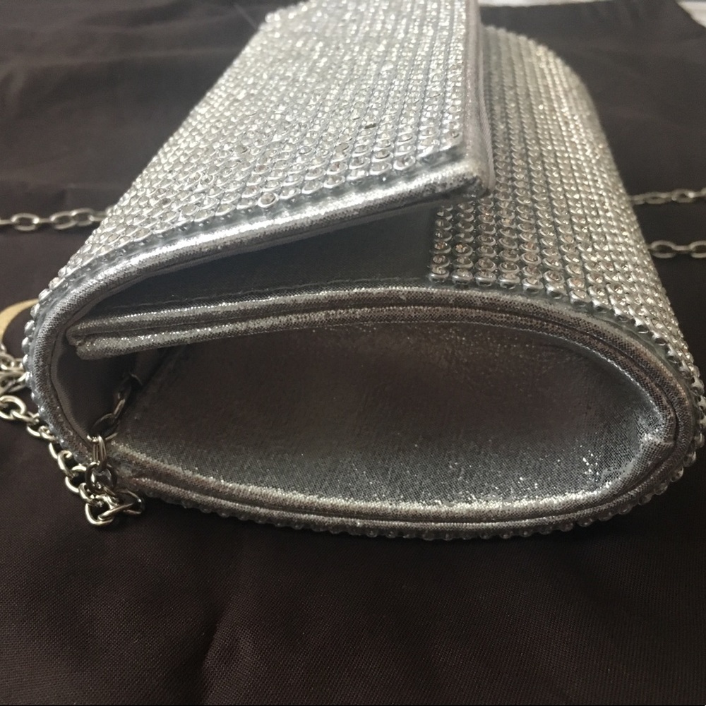 Silver crystal studded clutch - Picture 4 of 8